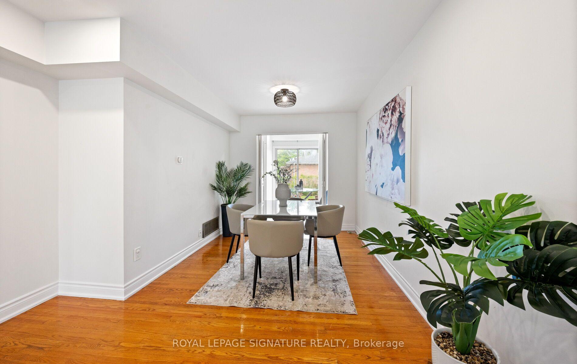 Photo 8 of 783 Dodsworth Crescent, Mississauga, Applewood — HOMEH