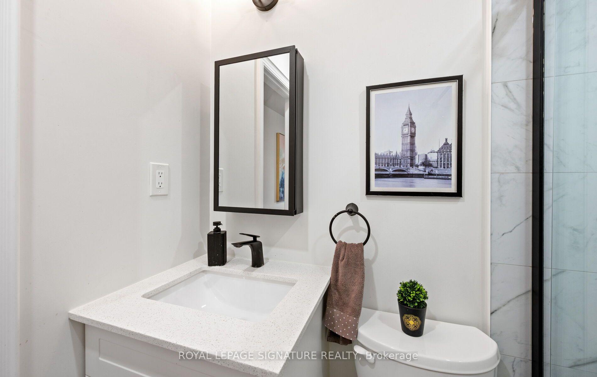 Photo 24 of 783 Dodsworth Crescent, Mississauga, Applewood — HOMEH