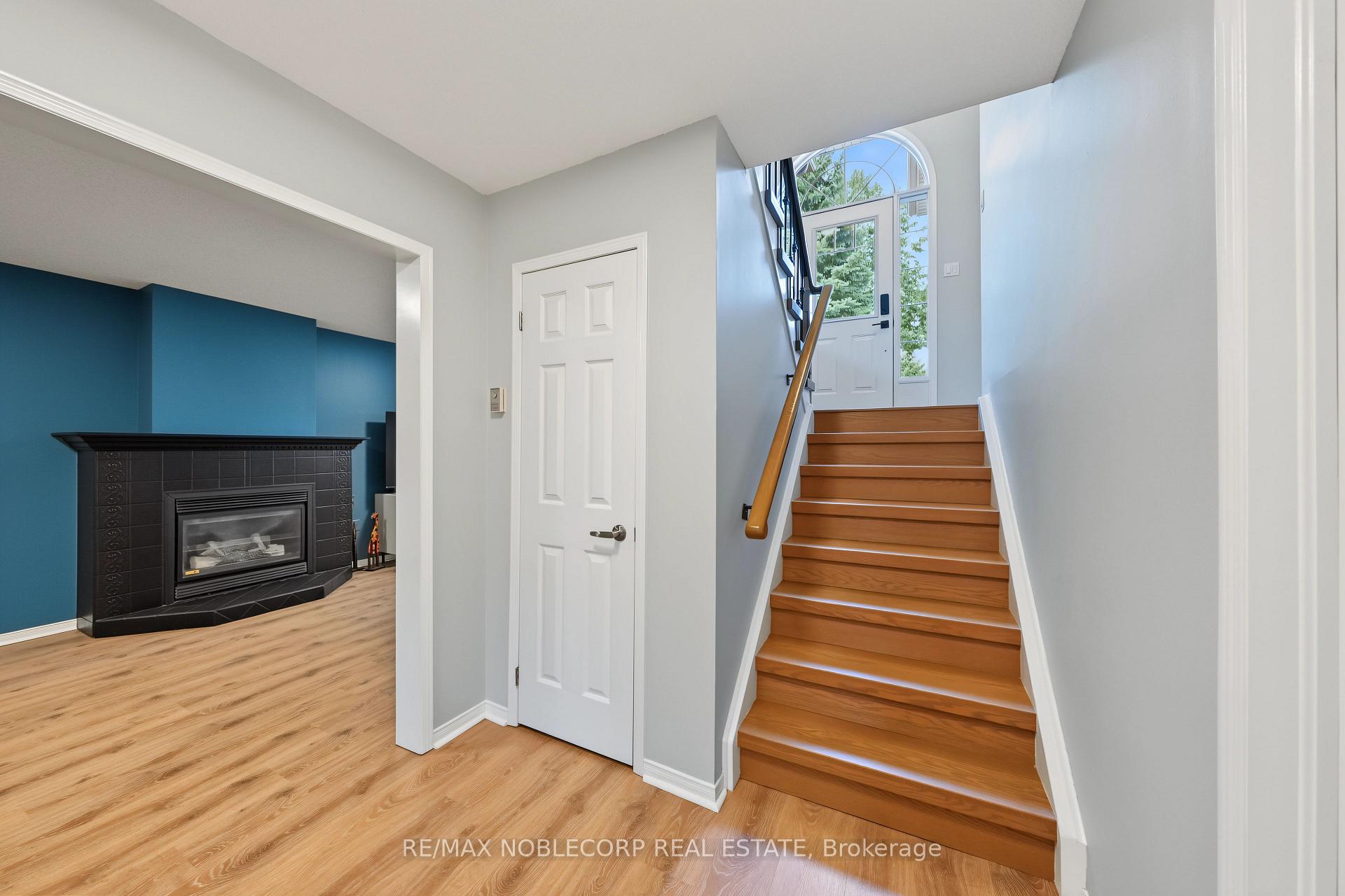 Photo 23 of 350 Emms Drive, Barrie, Holly — HOMEH