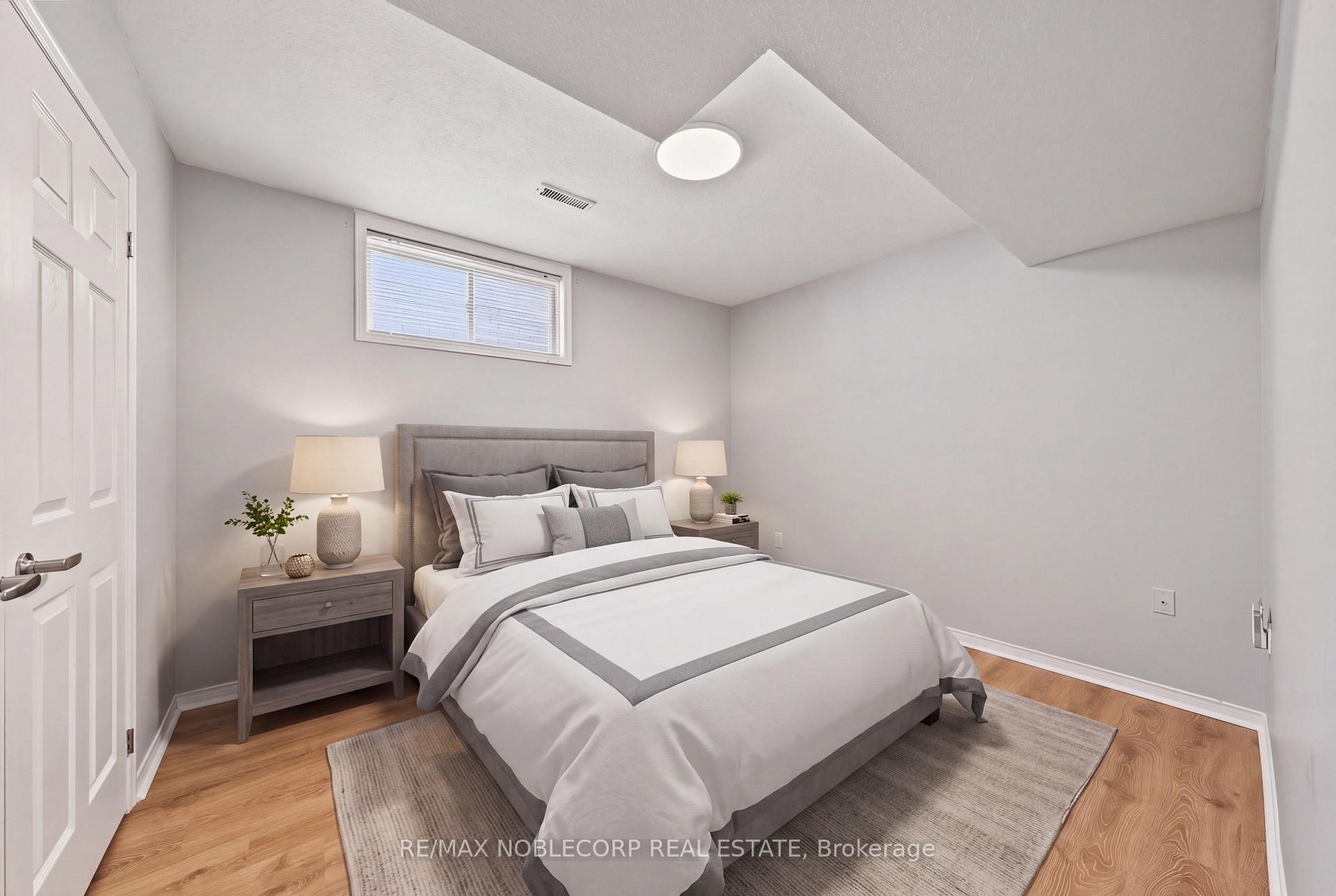 Photo 24 of 350 Emms Drive, Barrie, Holly — HOMEH