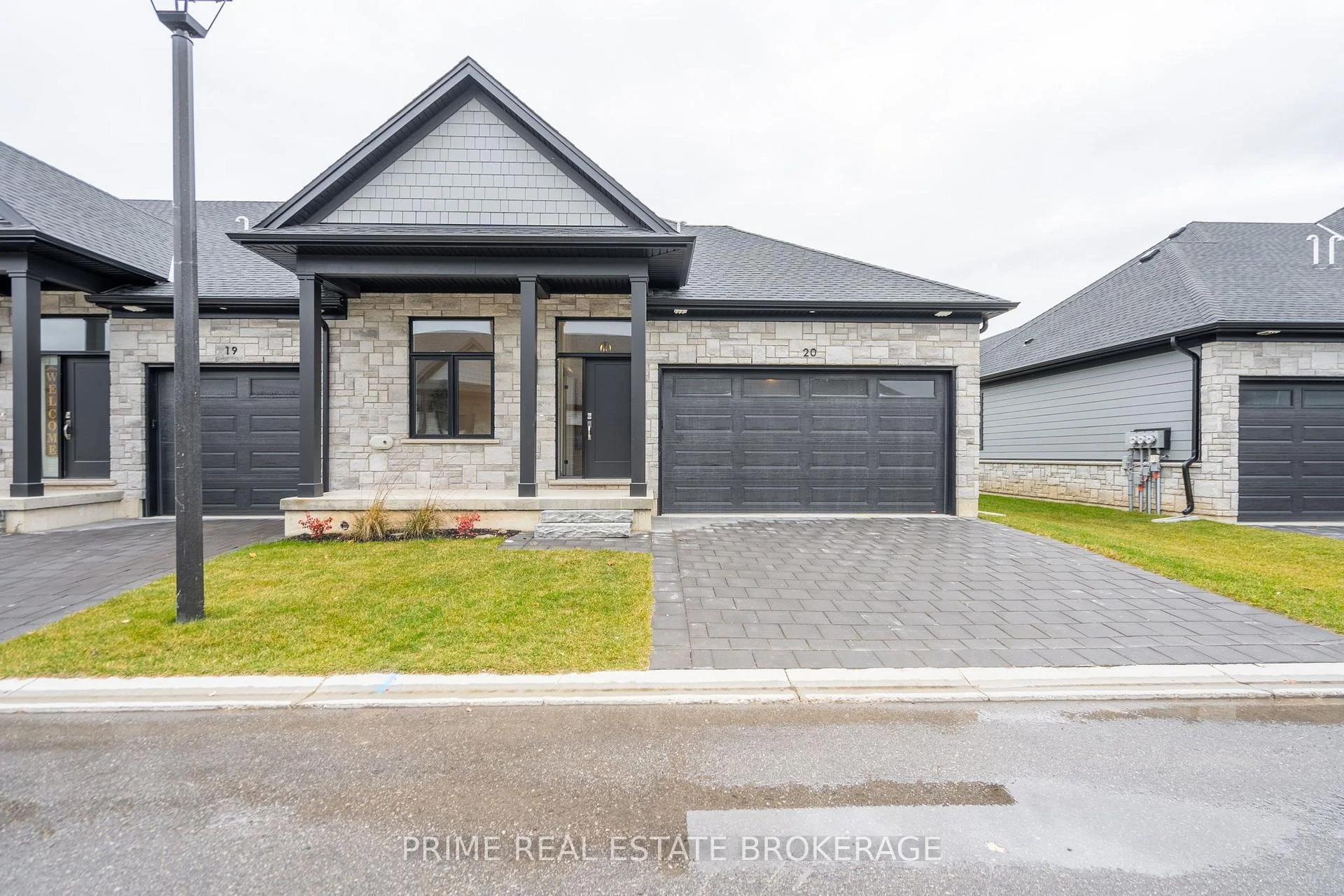 Photo 4 of Unit 9, 62 Compass Trail, Central Elgin, Port Stanley — HOMEH