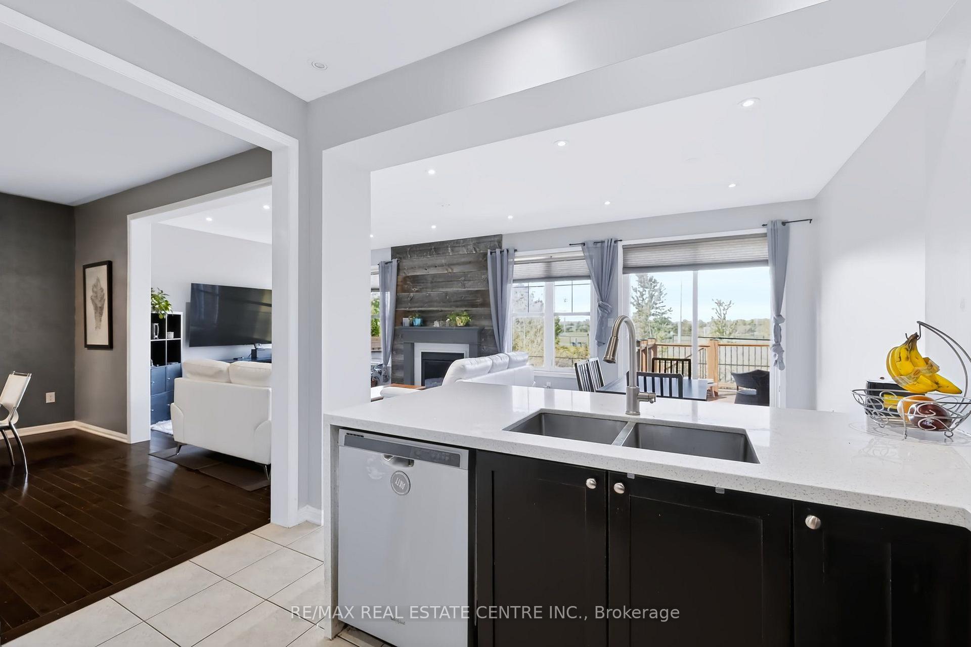 Photo 29 of 573 Attenborough Terrace, Milton, Willmott — HOMEH