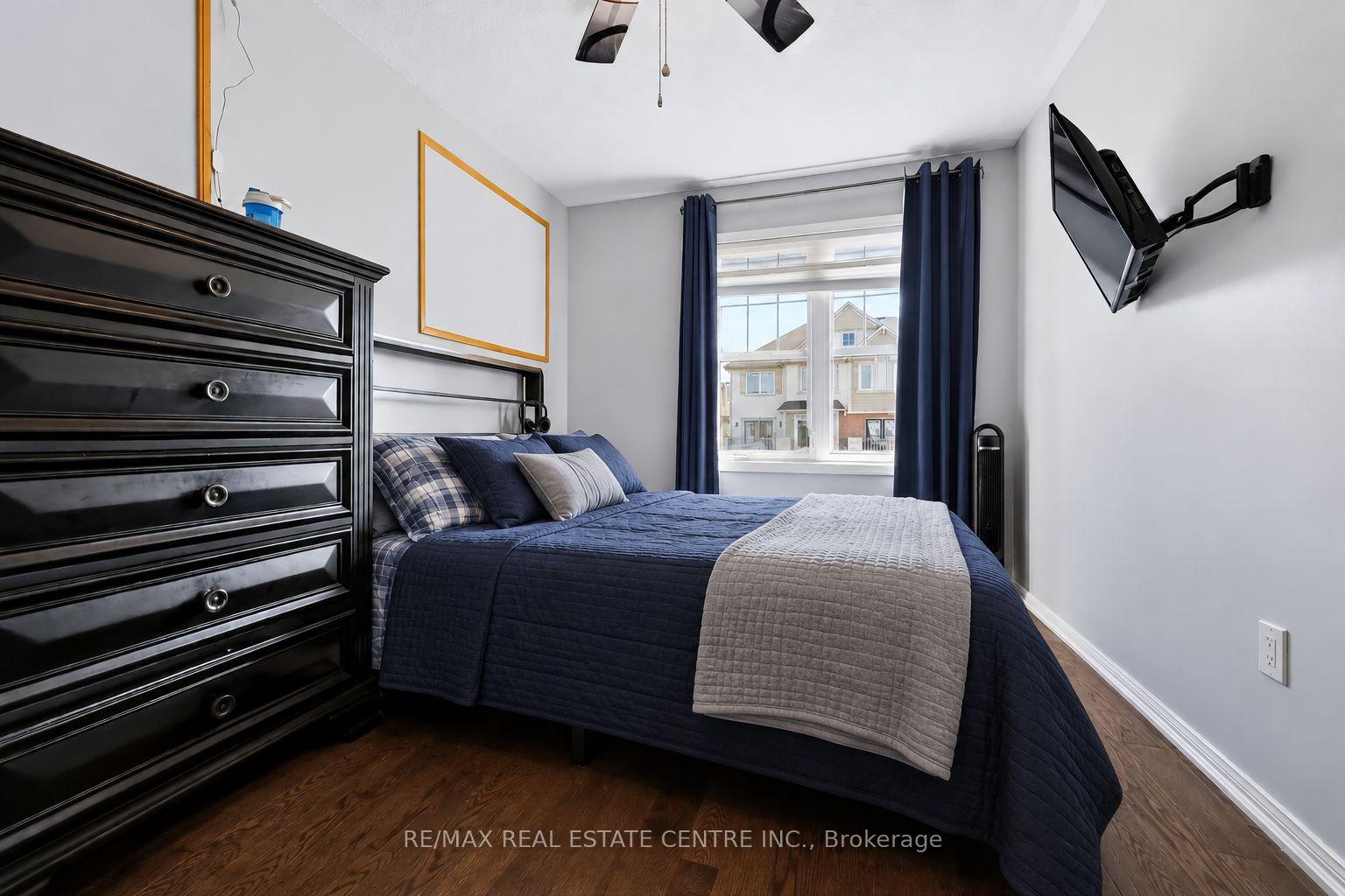 Photo 34 of 573 Attenborough Terrace, Milton, Willmott — HOMEH