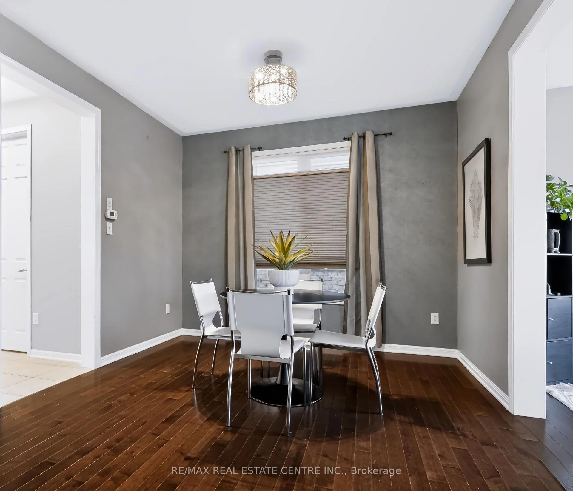 Photo 11 of 573 Attenborough Terrace, Milton, Willmott — HOMEH