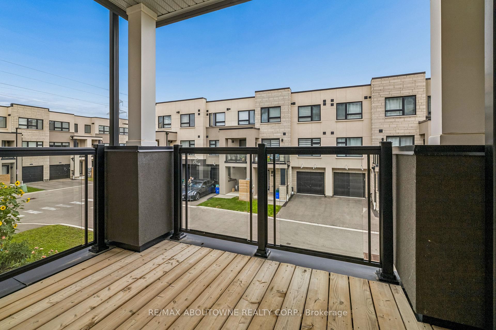 Photo 13 of 3170 Lotus Common, Burlington, Alton — HOMEH