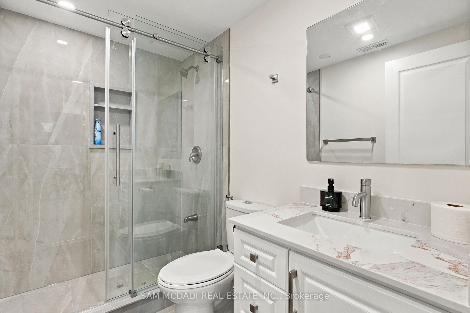 Photo 31 of 2009 Delaney Drive, Mississauga, Clarkson — HOMEH