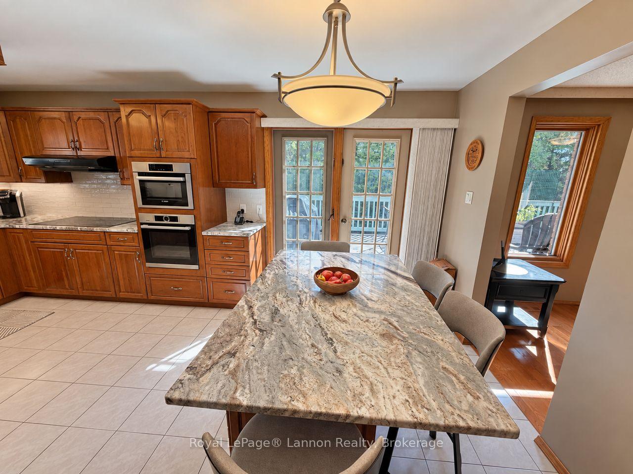 Photo 13 of 149 Timberline Drive, Thunder Bay, John Street South — HOMEH