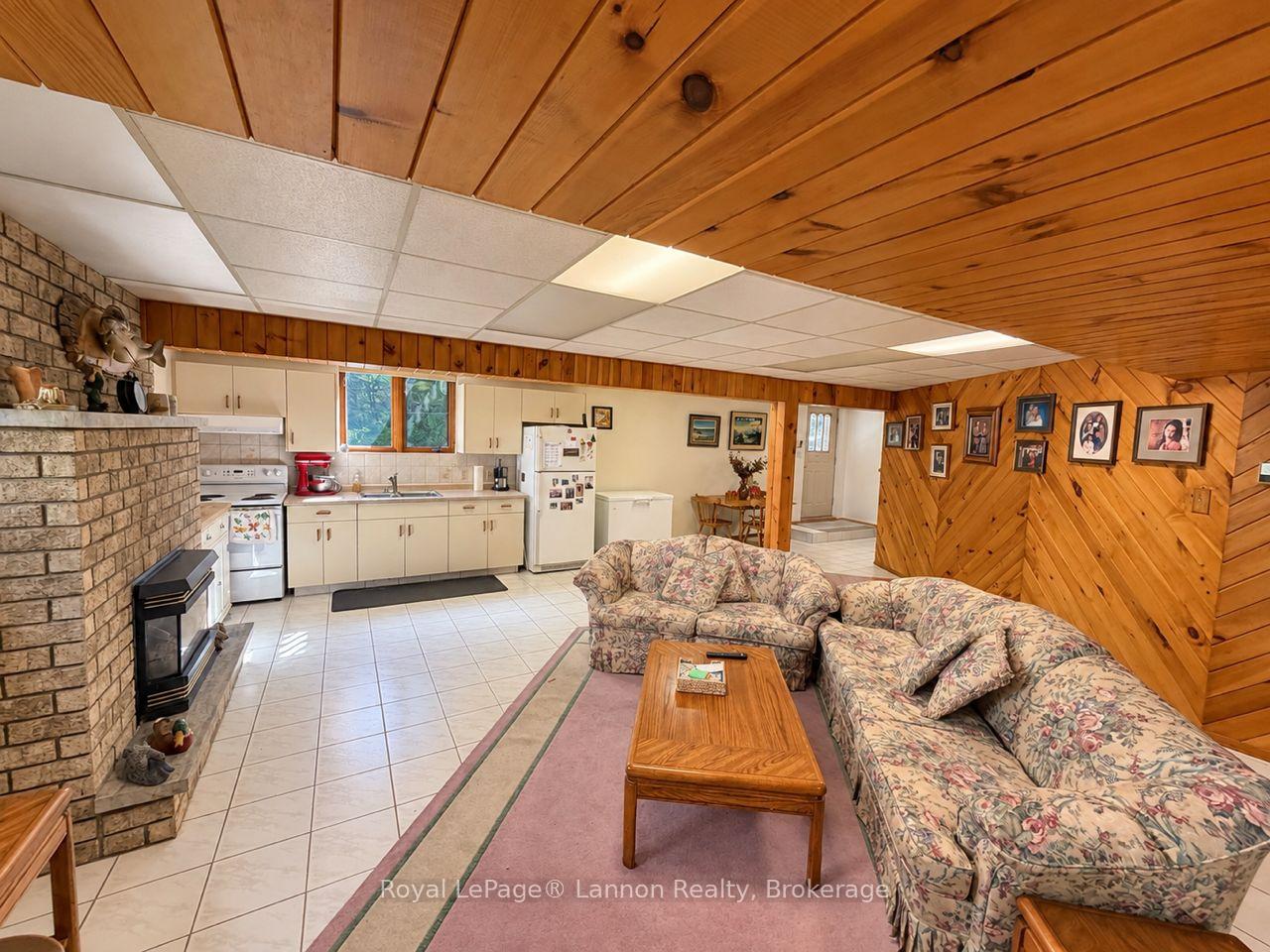 Photo 24 of 149 Timberline Drive, Thunder Bay, John Street South — HOMEH