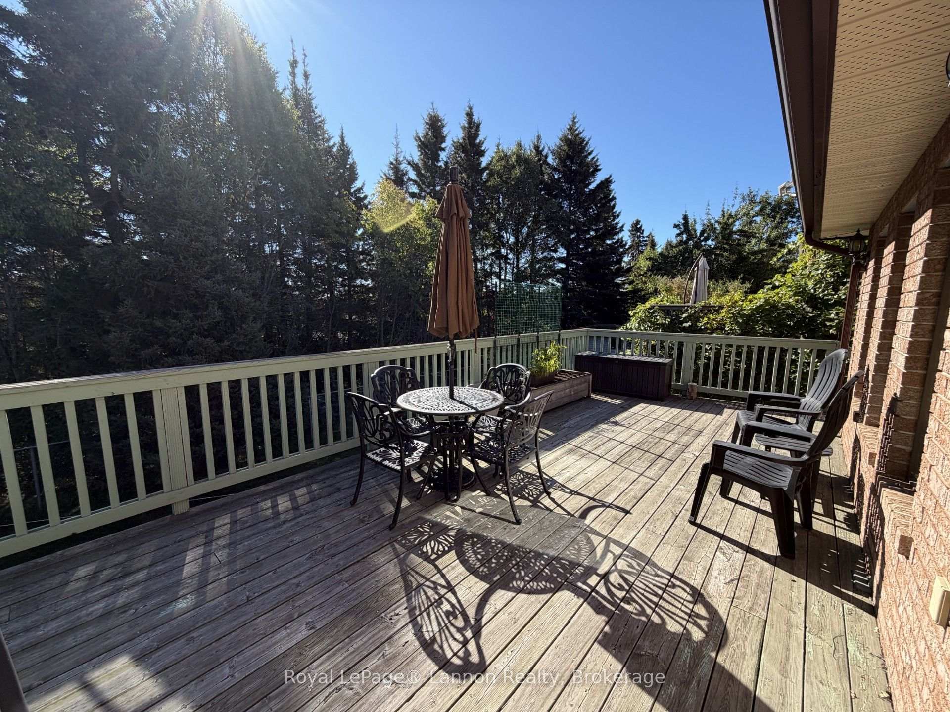 Photo 35 of 149 Timberline Drive, Thunder Bay, John Street South — HOMEH
