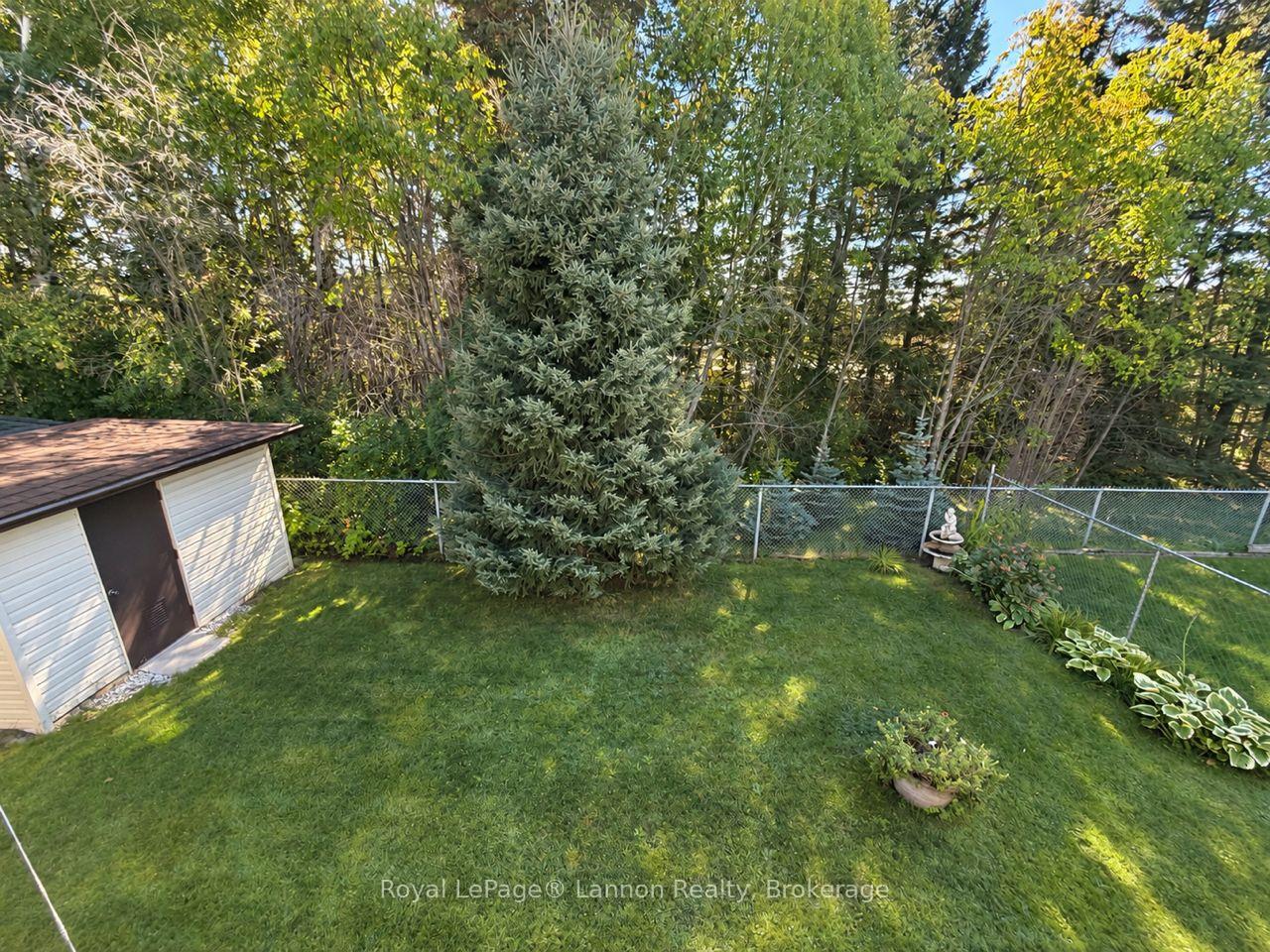 Photo 39 of 149 Timberline Drive, Thunder Bay, John Street South — HOMEH
