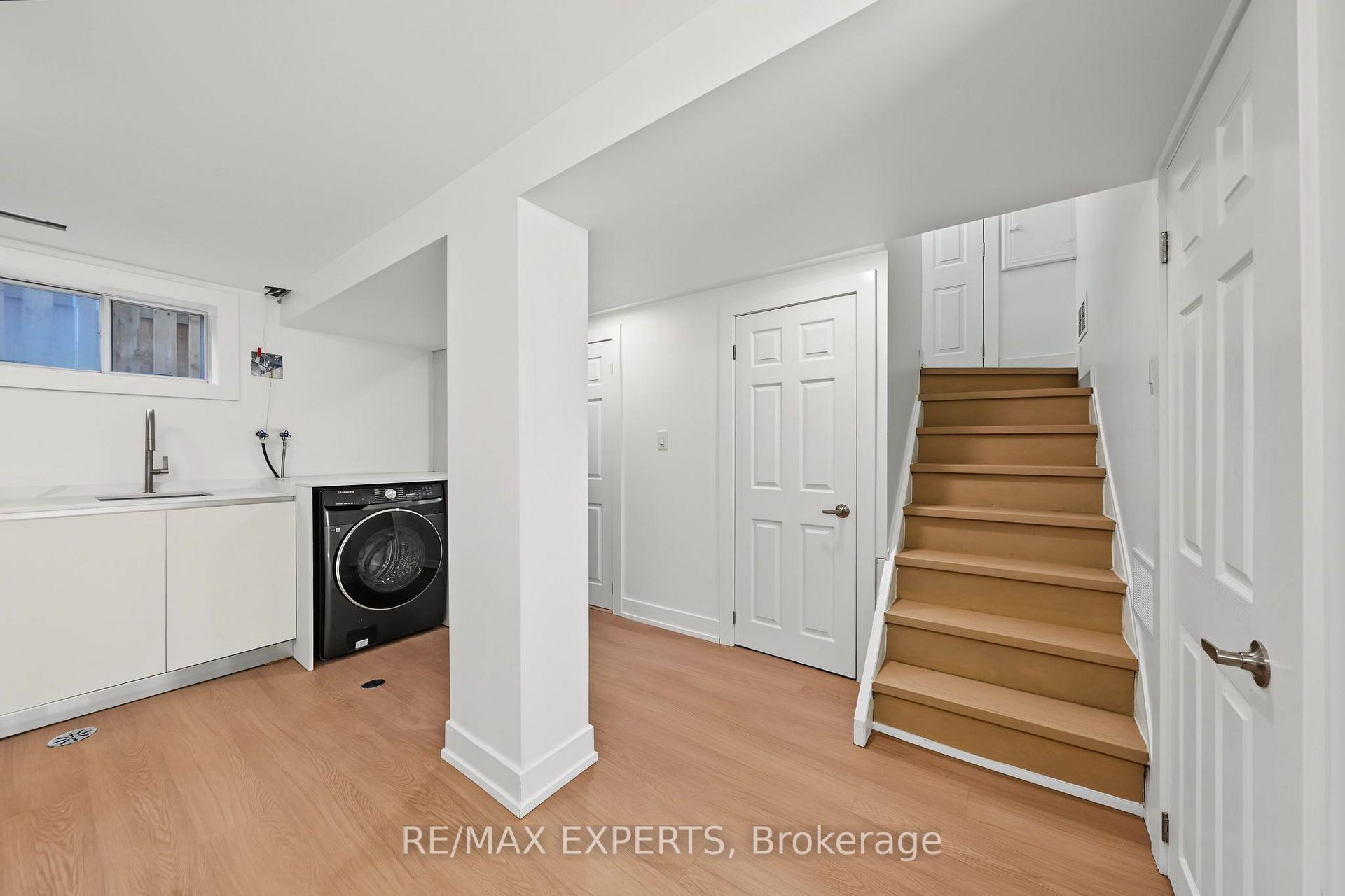 Photo 24 of 3 Greenacres Road, North York, Beechborough-Greenbrook — HOMEH