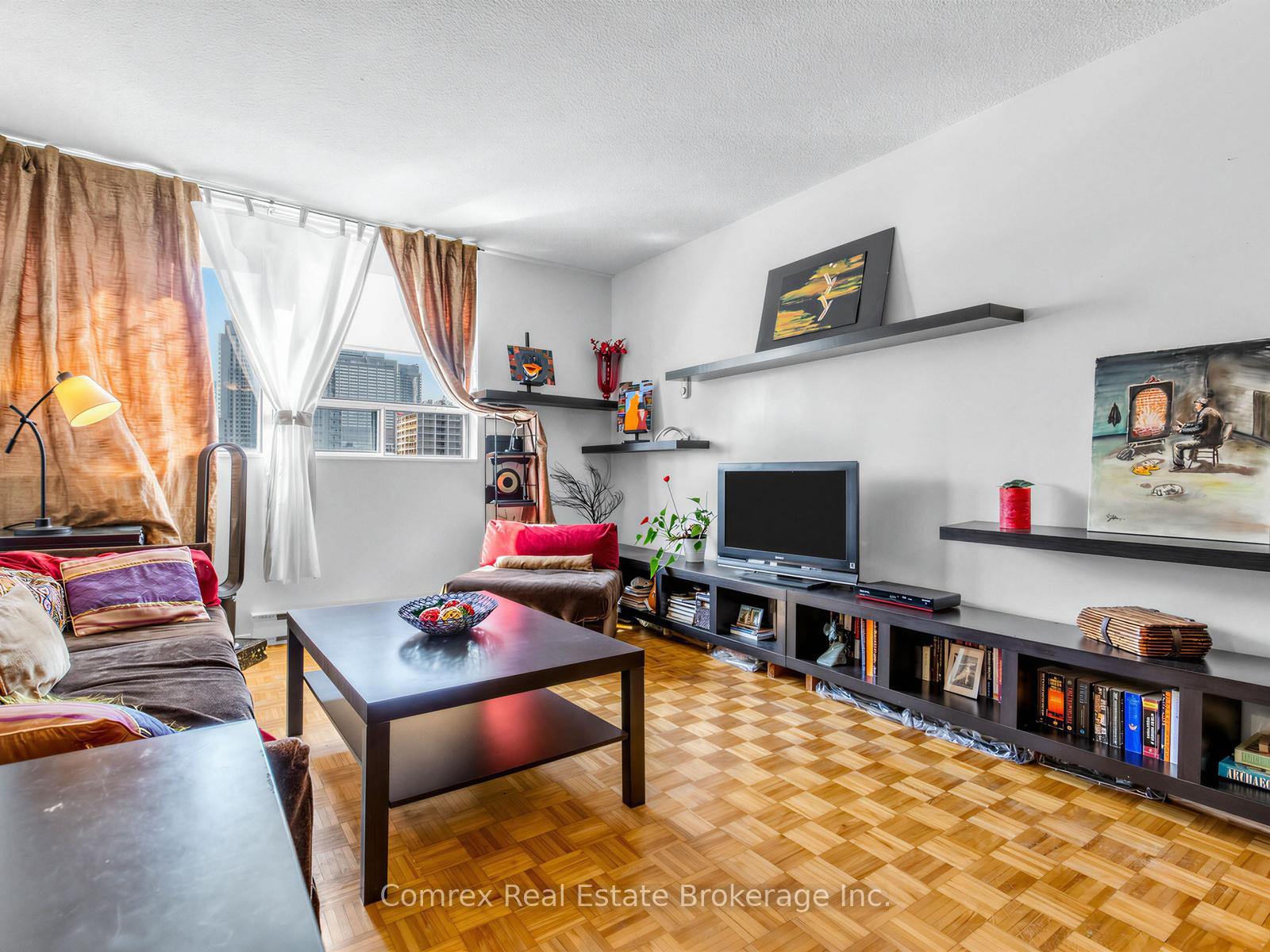 Photo 15 of Unit 1904, 914 Yonge Street, Toronto, The Annex — HOMEH