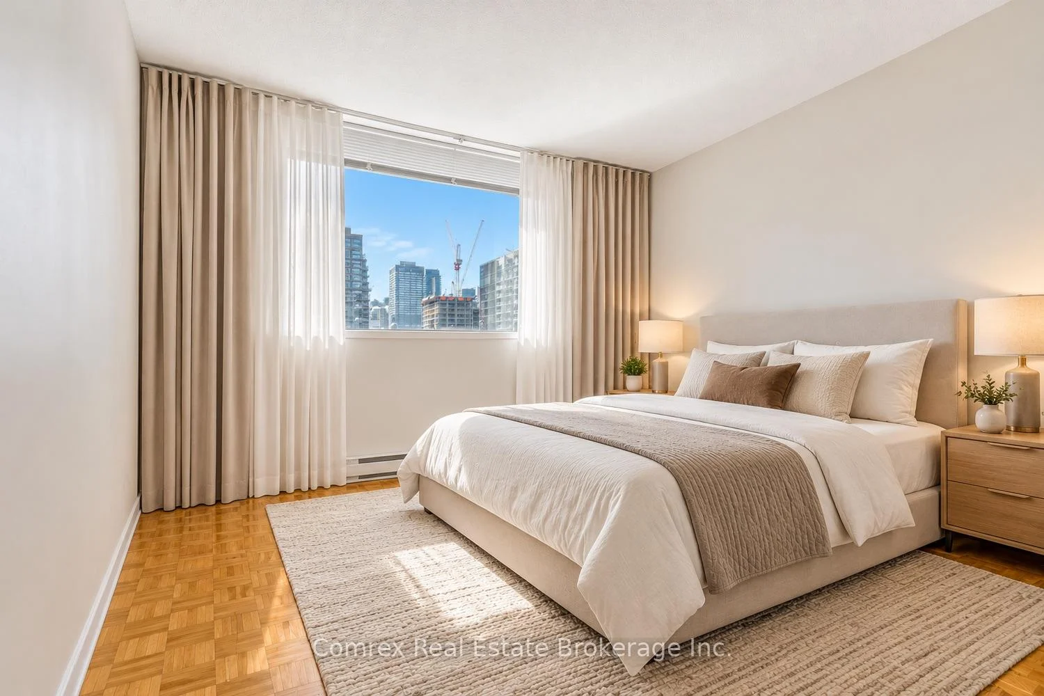 Photo 17 of Unit 1904, 914 Yonge Street, Toronto, The Annex — HOMEH