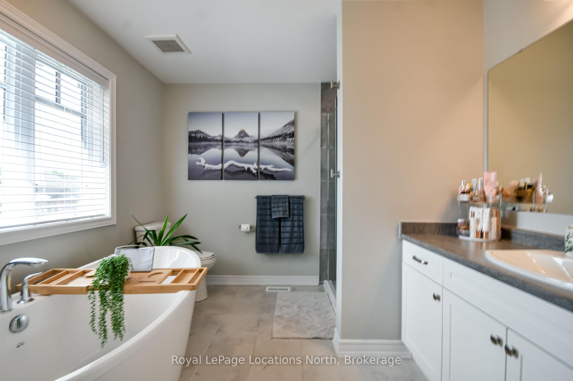 Photo 7 of 25 Maidens Crescent, Collingwood — HOMEH