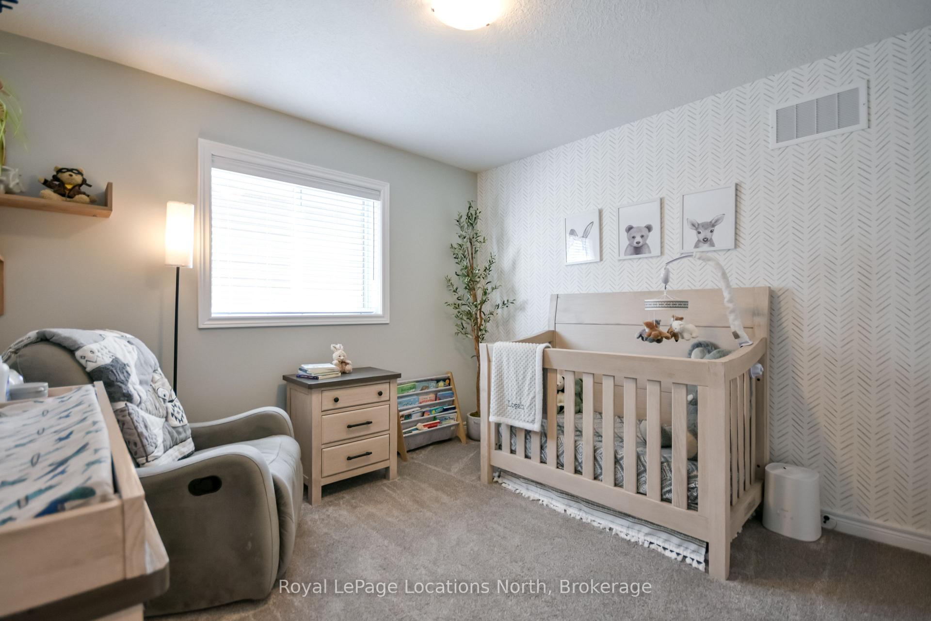 Photo 8 of 25 Maidens Crescent, Collingwood — HOMEH
