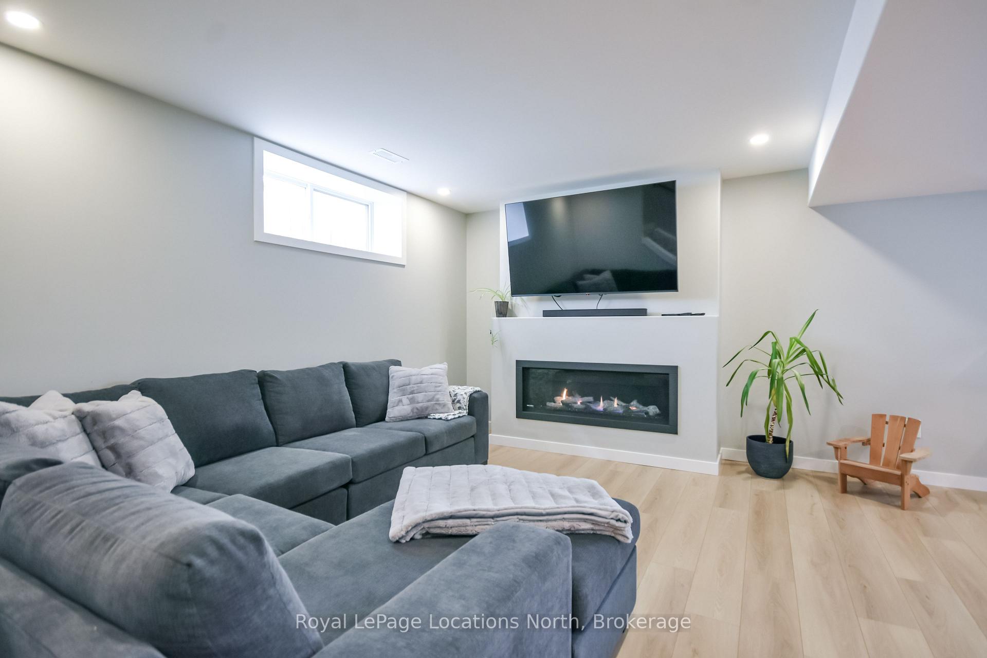 Photo 12 of 25 Maidens Crescent, Collingwood — HOMEH
