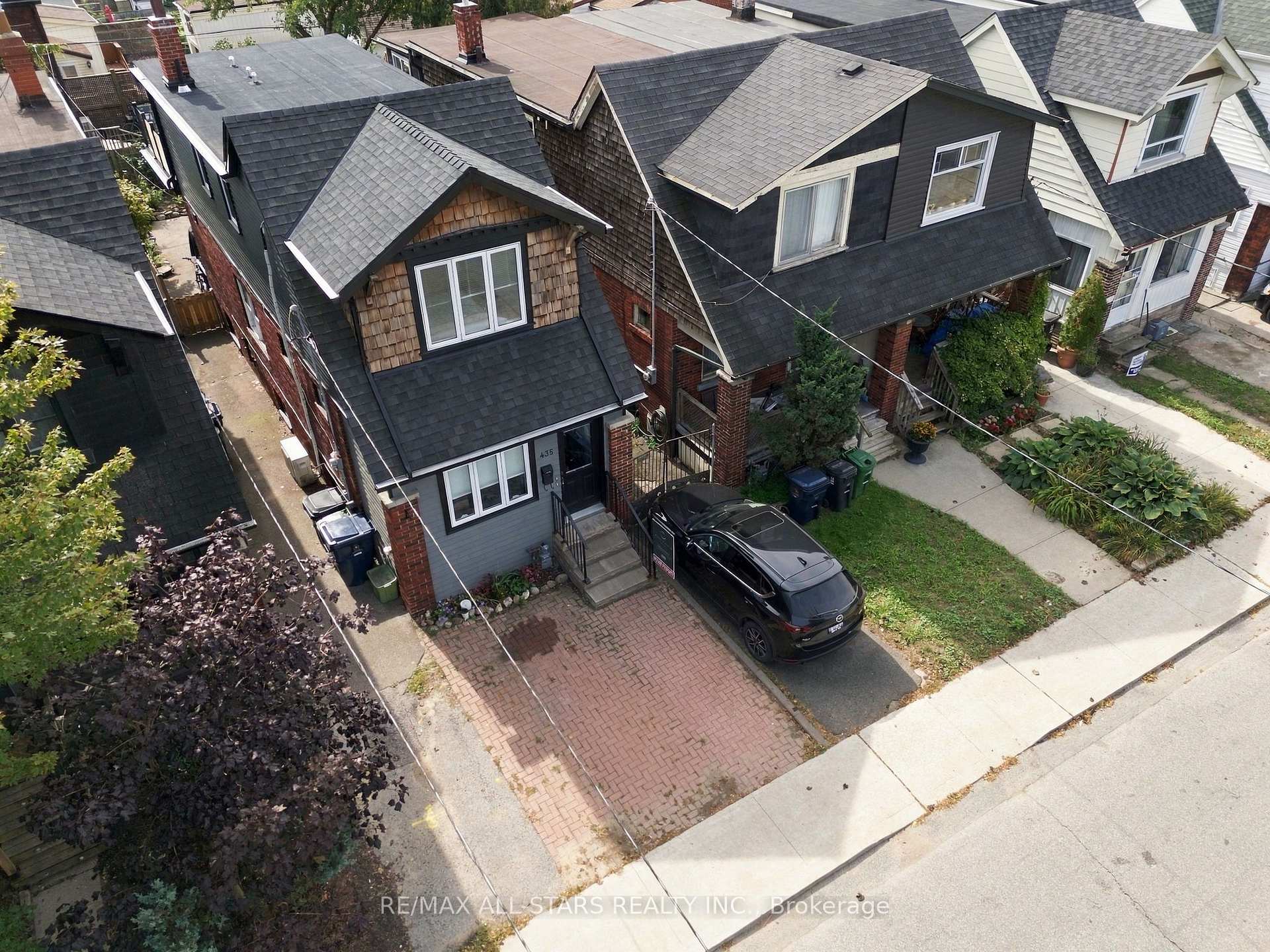 Photo 5 of 435 Mortimer Avenue, Toronto, Danforth Village-East York — HOMEH