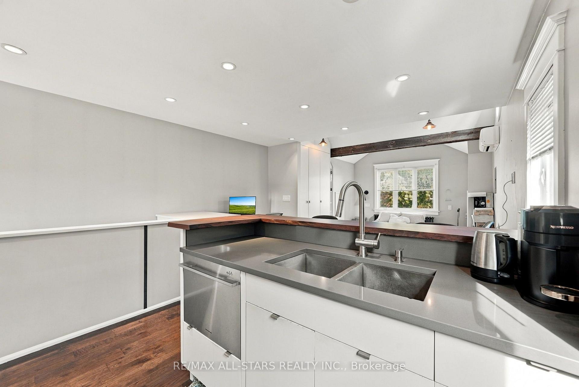 Photo 14 of 435 Mortimer Avenue, Toronto, Danforth Village-East York — HOMEH