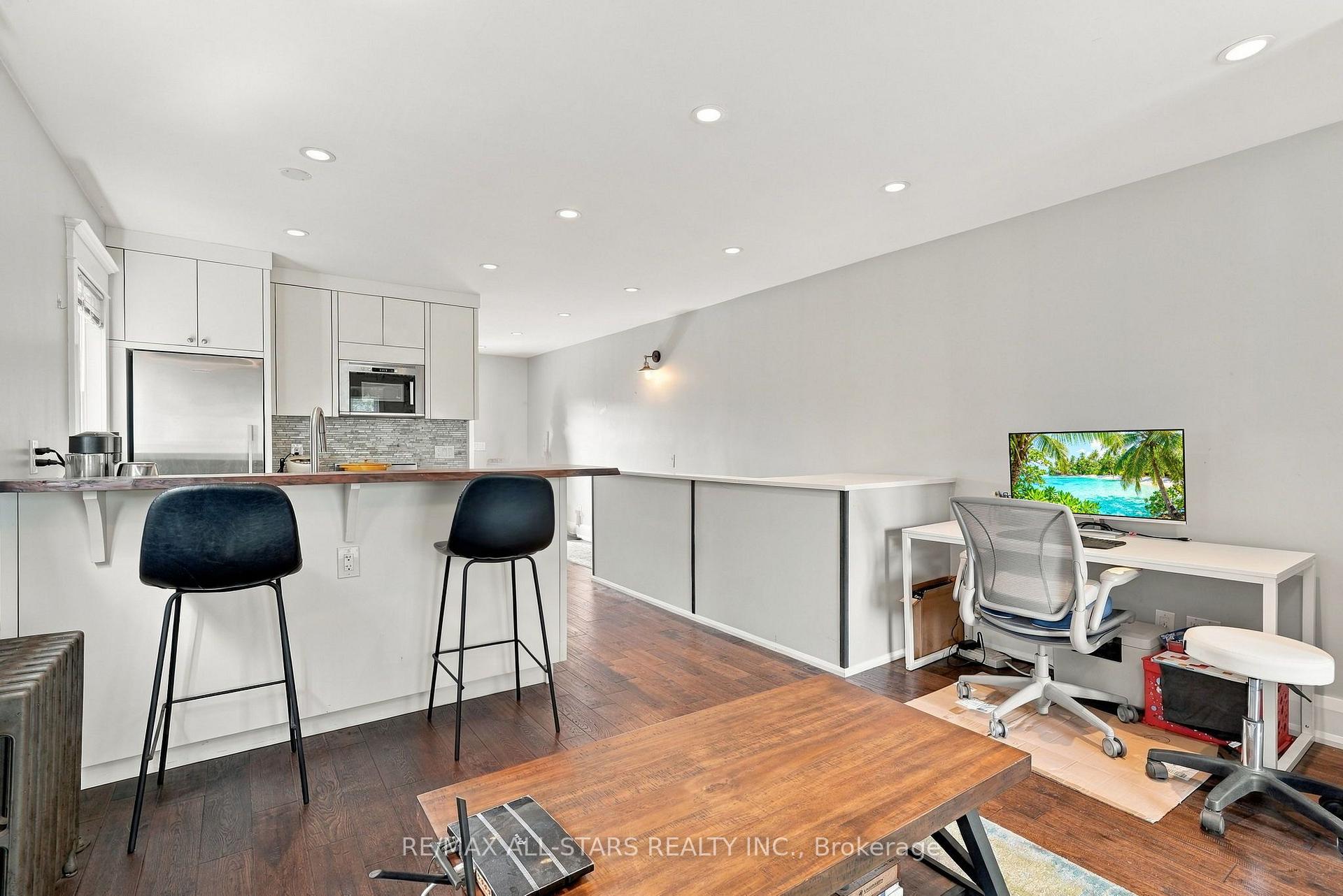Photo 21 of 435 Mortimer Avenue, Toronto, Danforth Village-East York — HOMEH