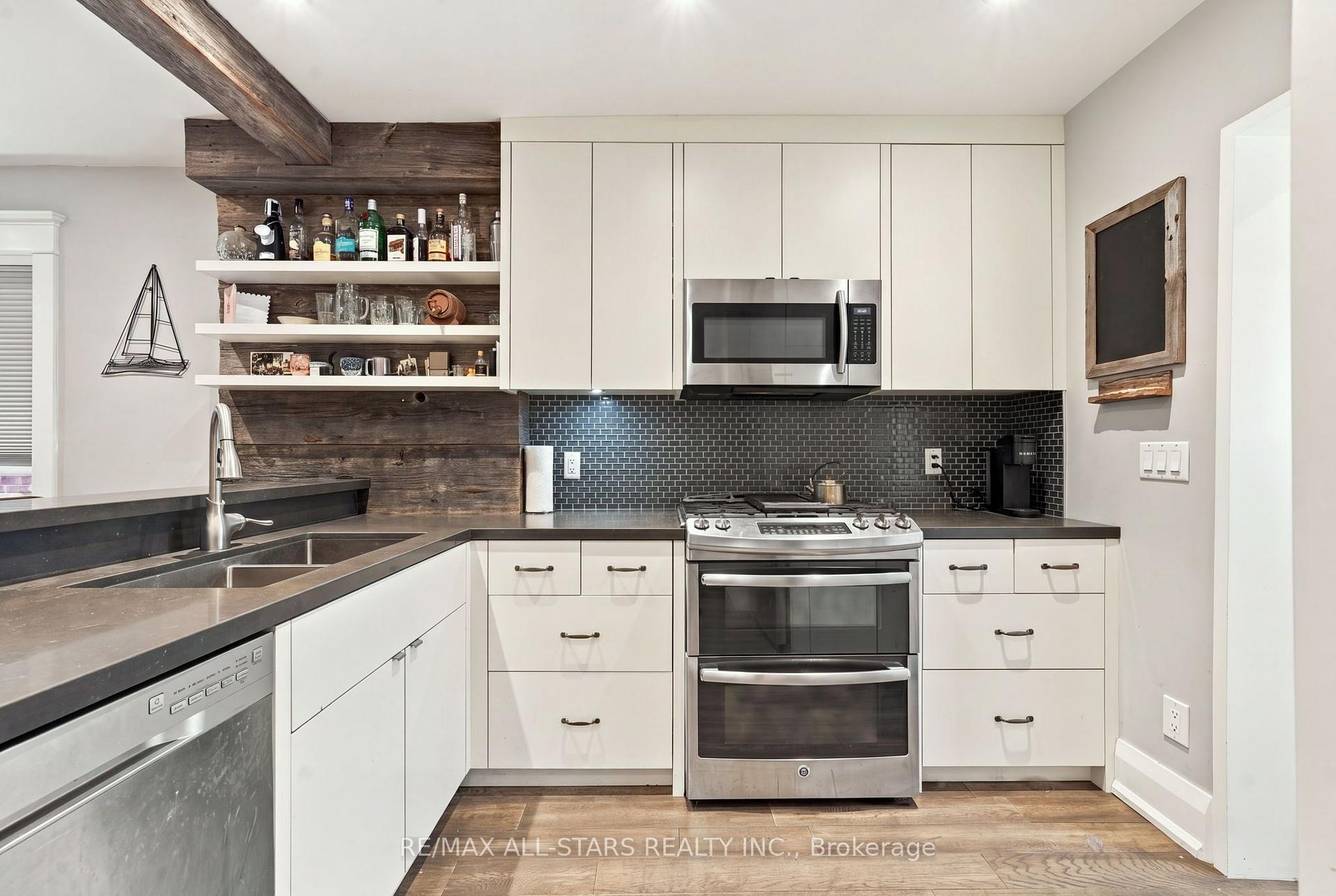 Photo 34 of 435 Mortimer Avenue, Toronto, Danforth Village-East York — HOMEH