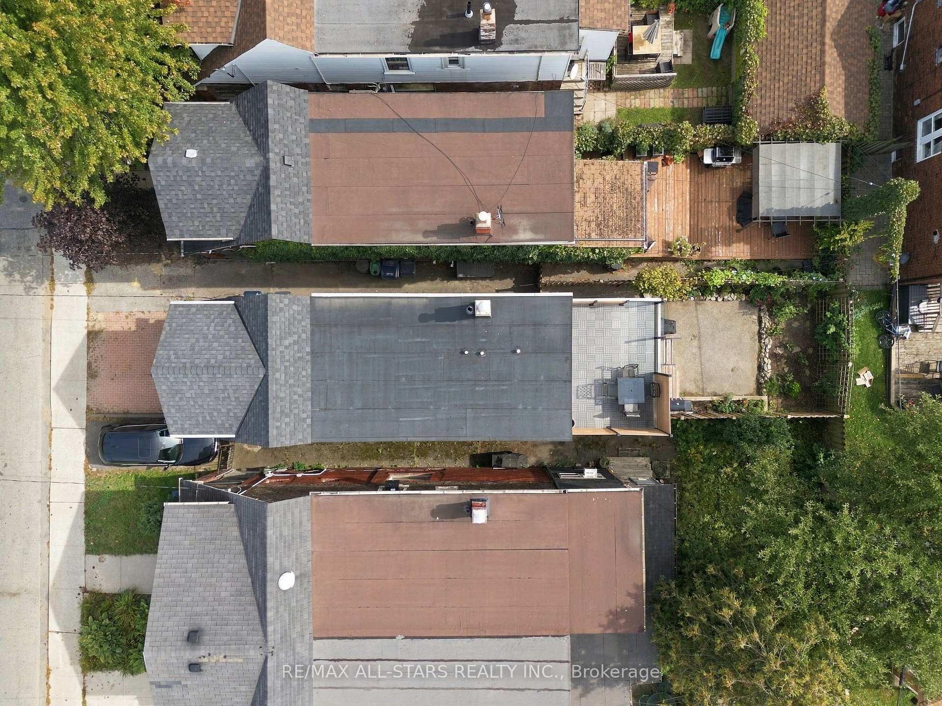 Photo 55 of 435 Mortimer Avenue, Toronto, Danforth Village-East York — HOMEH