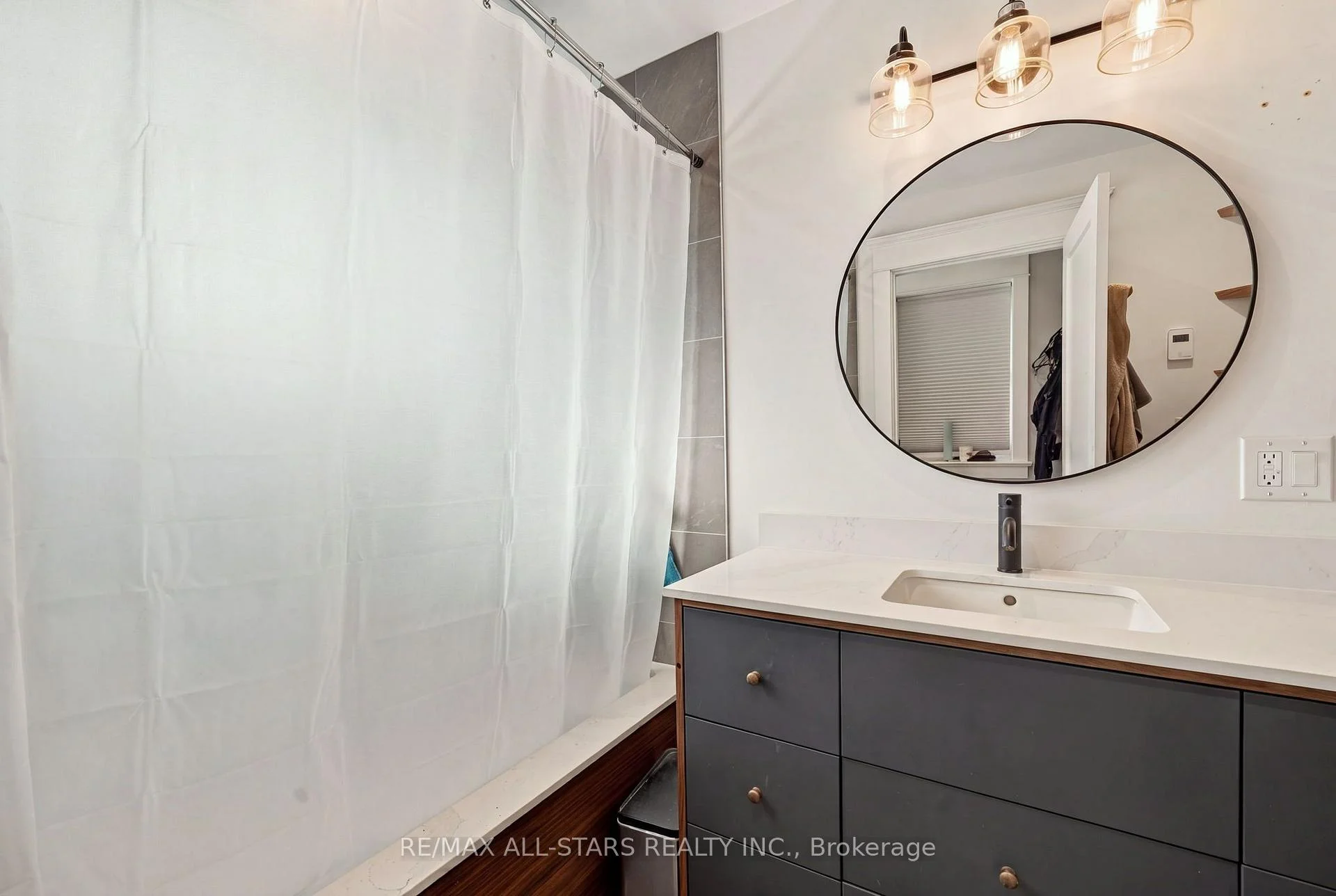 Photo 22 of 435 Mortimer Avenue, Toronto, Danforth Village-East York — HOMEH