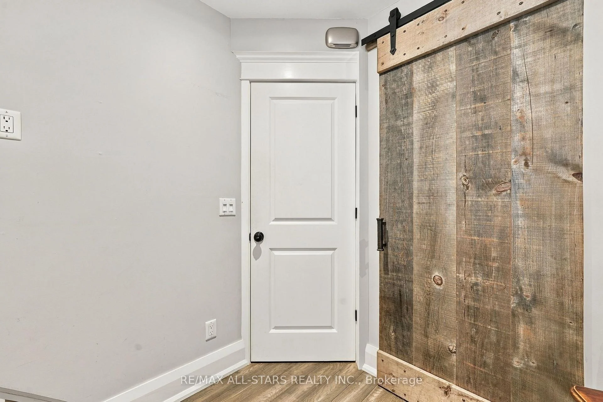 Photo 57 of 435 Mortimer Avenue, Toronto, Danforth Village-East York — HOMEH