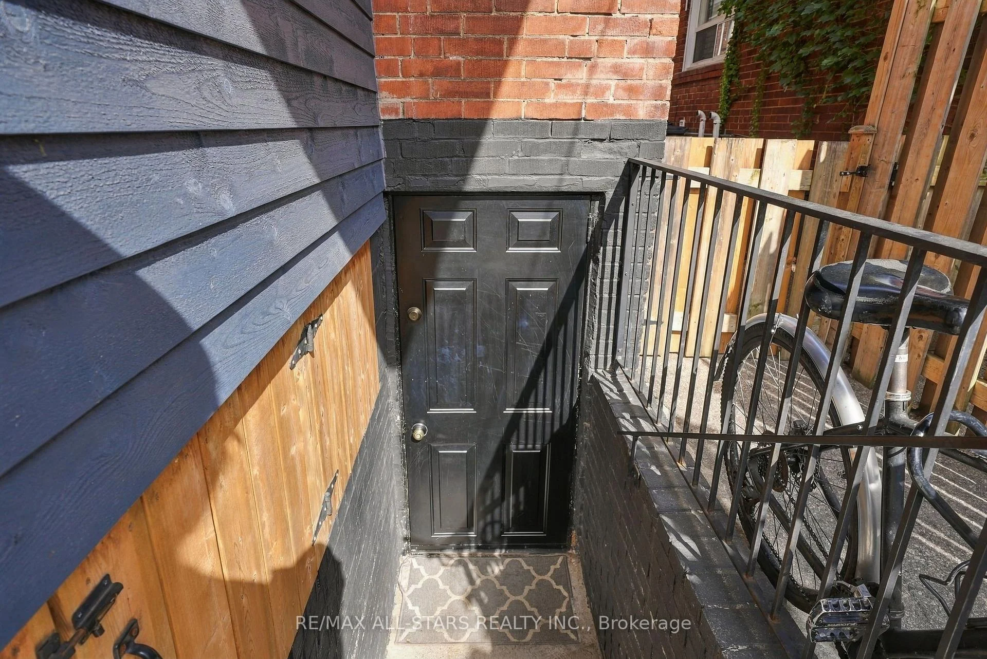Photo 64 of 435 Mortimer Avenue, Toronto, Danforth Village-East York — HOMEH