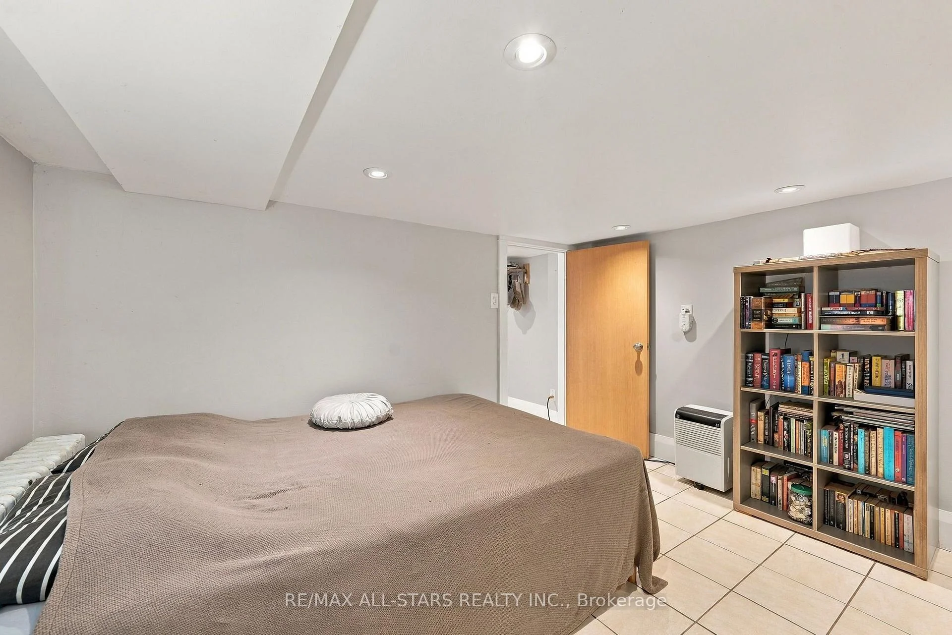 Photo 66 of 435 Mortimer Avenue, Toronto, Danforth Village-East York — HOMEH