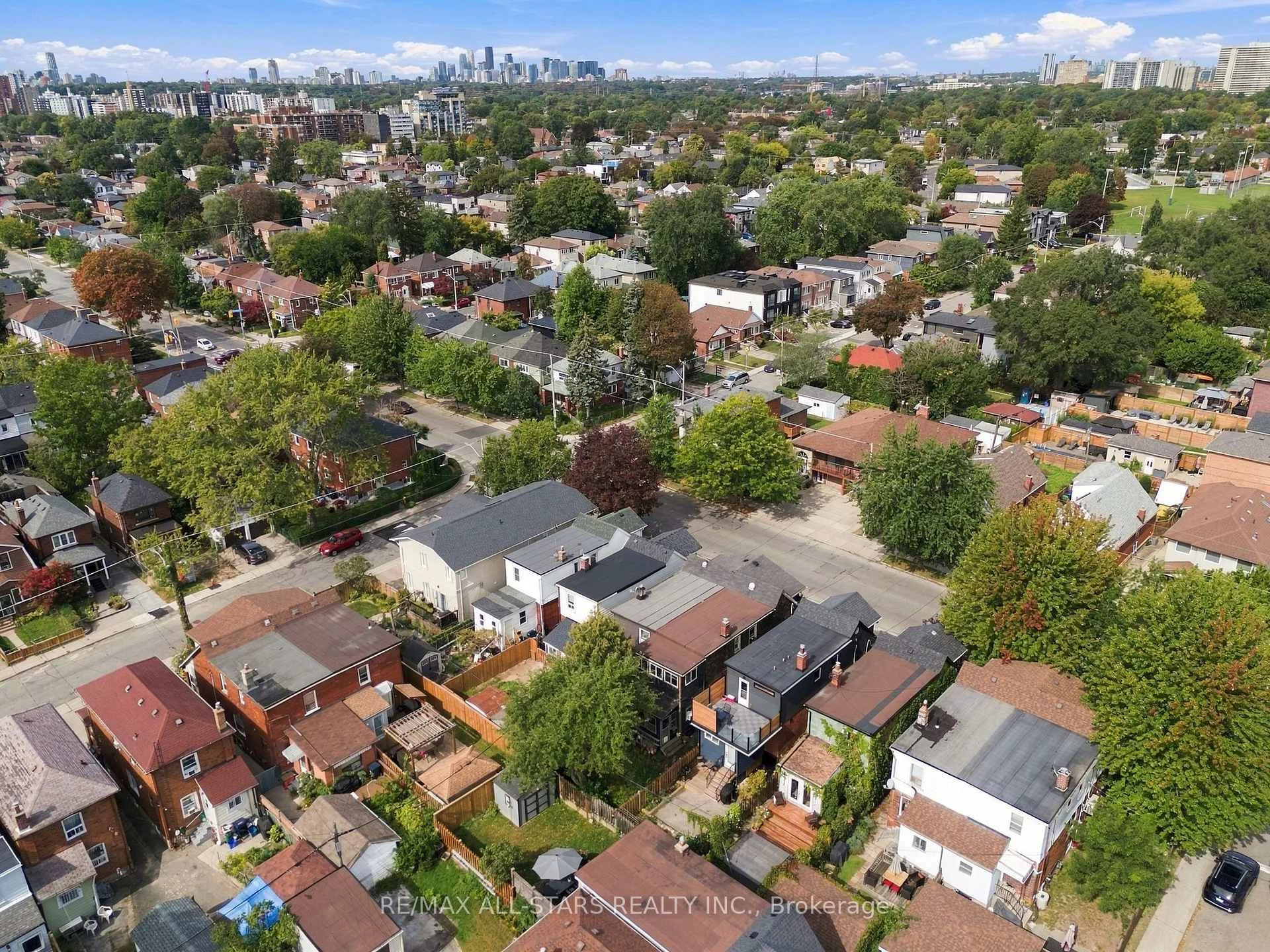 Photo 75 of 435 Mortimer Avenue, Toronto, Danforth Village-East York — HOMEH