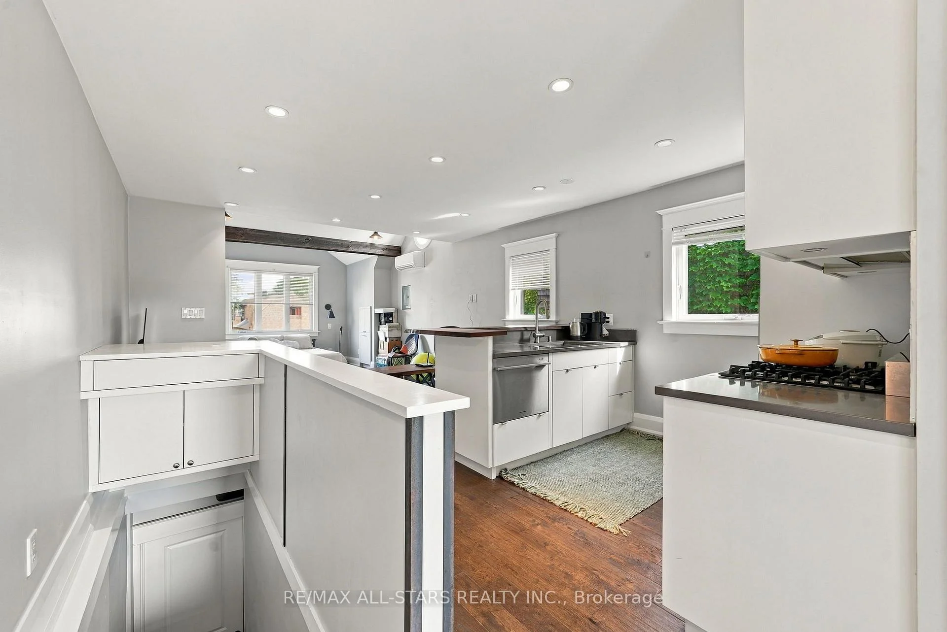 Photo 77 of 435 Mortimer Avenue, Toronto, Danforth Village-East York — HOMEH