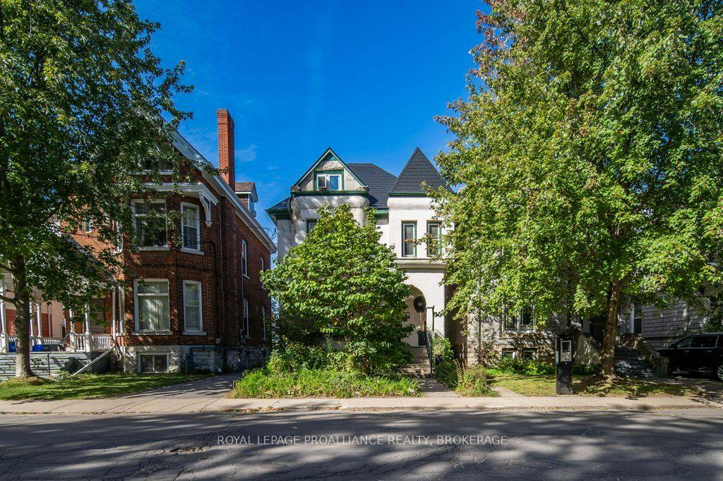 Photo 3 of 236 Frontenac Street, Kingston, Central City East — HOMEH