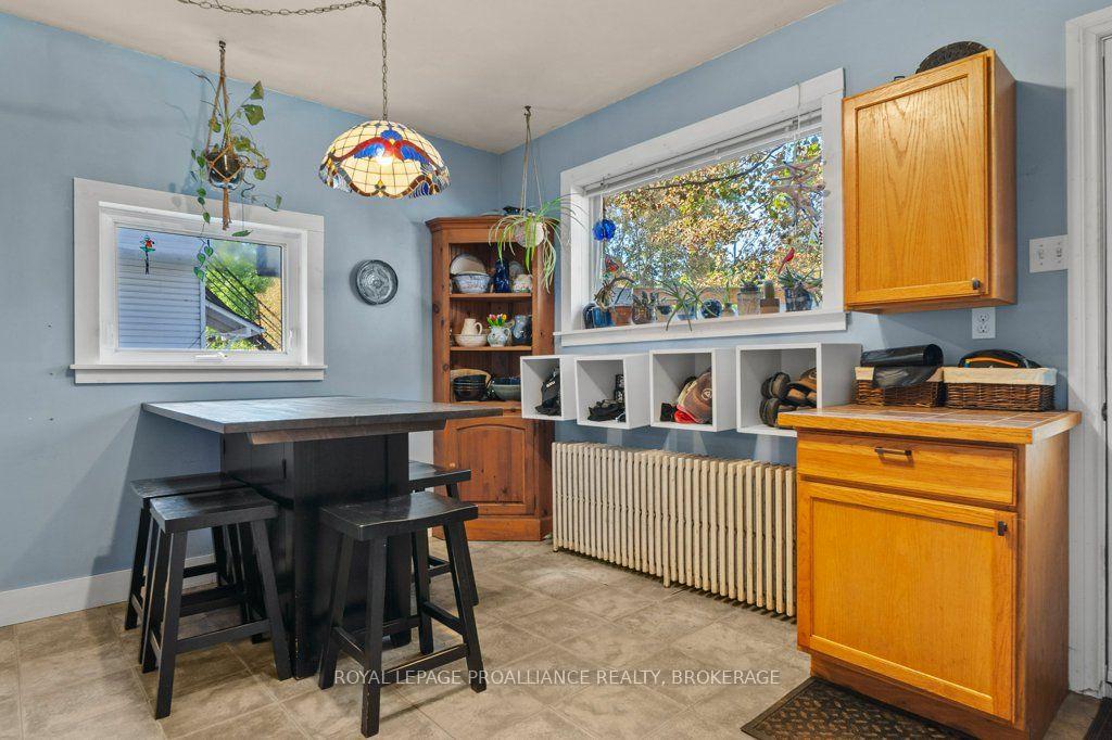 Photo 13 of 236 Frontenac Street, Kingston, Central City East — HOMEH