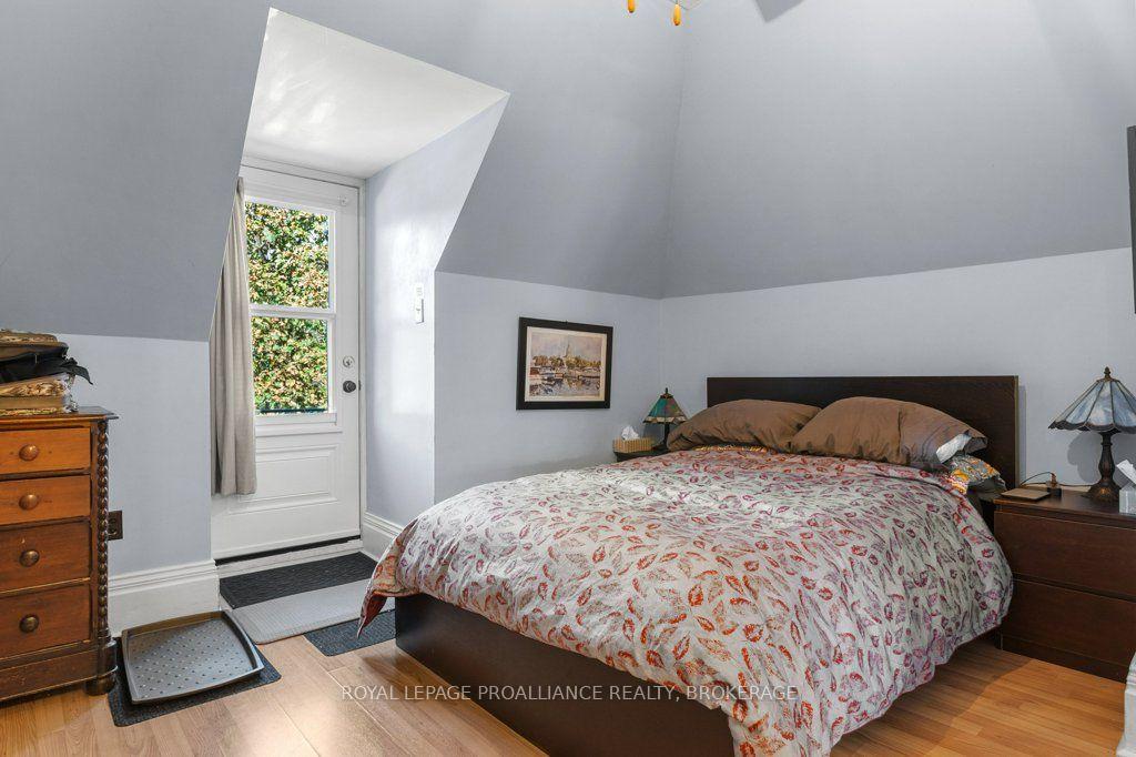 Photo 27 of 236 Frontenac Street, Kingston, Central City East — HOMEH