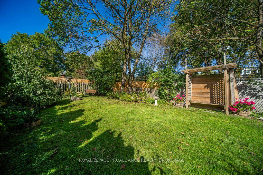 Photo 44 of 236 Frontenac Street, Kingston, Central City East — HOMEH
