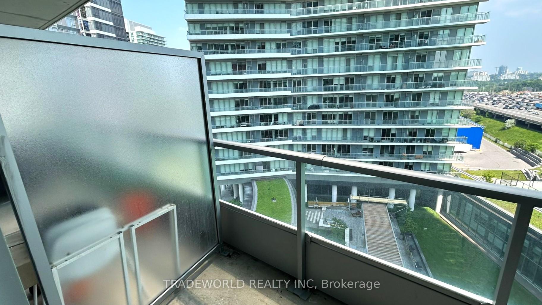 Photo 18 of Unit 806, 115 Mcmahon Drive, North York, Bayview Village — HOMEH