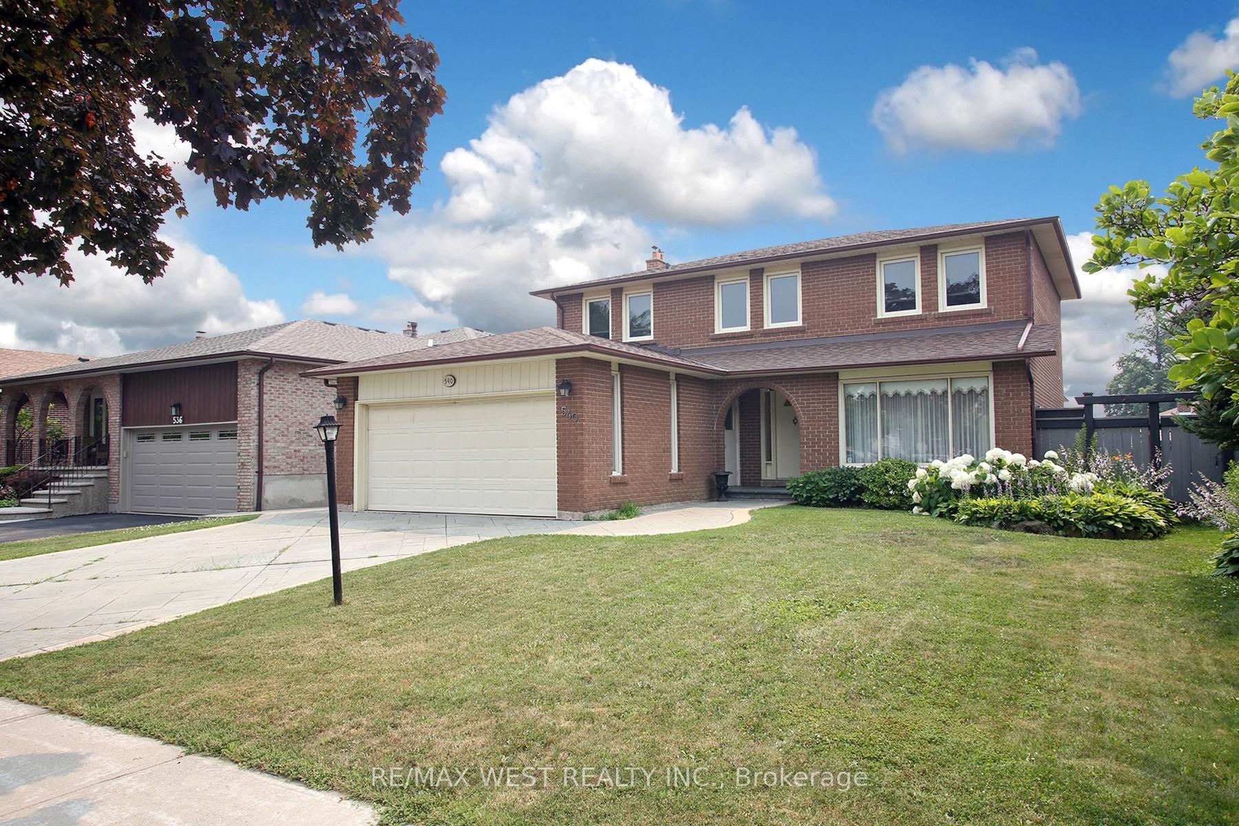 Photo 1 of 540 Louis Drive, Mississauga, Cooksville — HOMEH