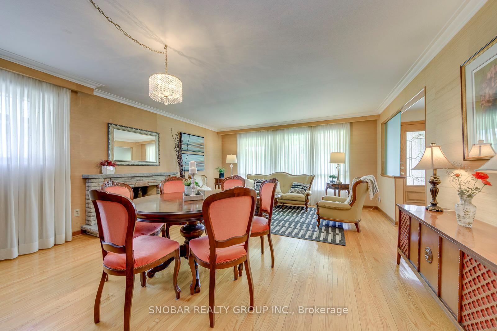 Photo 5 of 26 Annabelle Drive, Etobicoke, Mount Olive-Silverstone-Jamestown — HOMEH