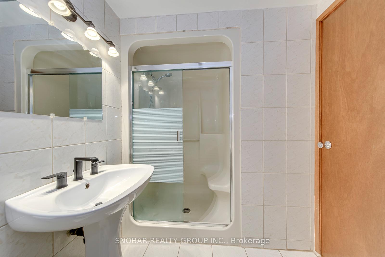 Photo 23 of 26 Annabelle Drive, Etobicoke, Mount Olive-Silverstone-Jamestown — HOMEH