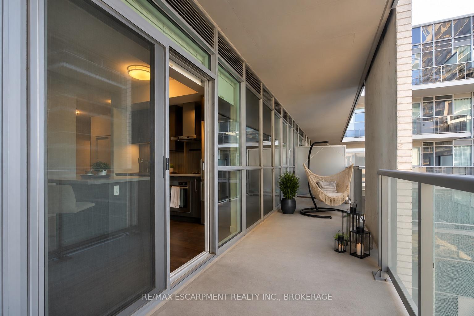 Photo 25 of Unit 702, 2087 Fairview Street, Burlington, Freeman — HOMEH