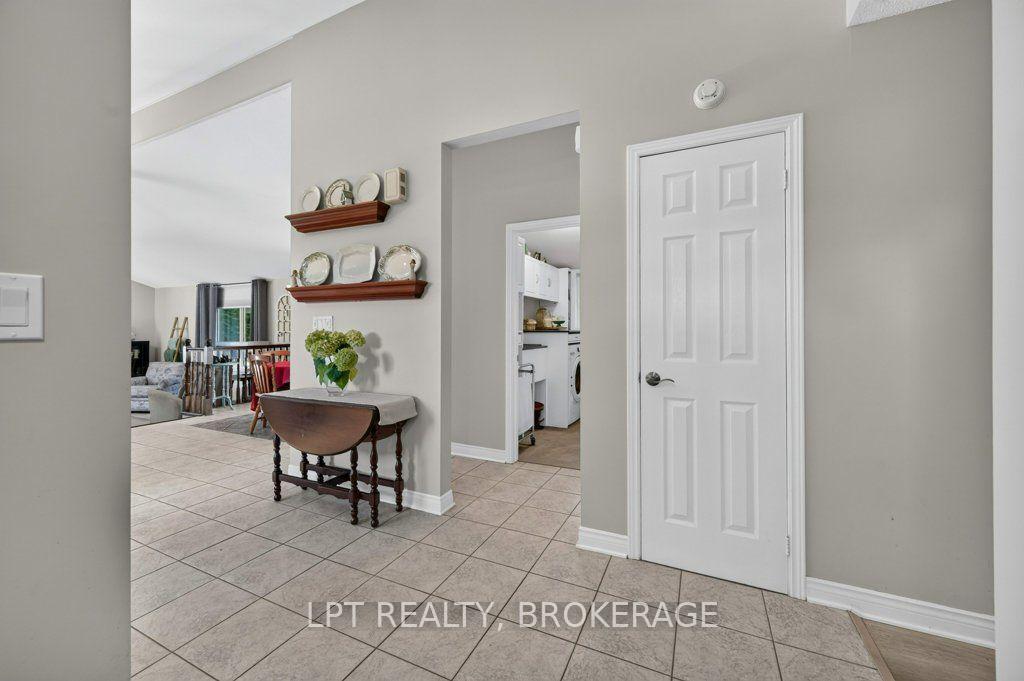 Photo 5 of 2994 Campbell Road, Frontenac, Frontenac South — HOMEH