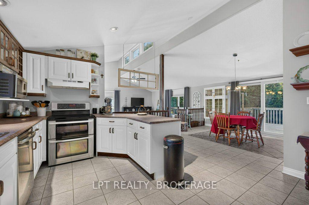 Photo 6 of 2994 Campbell Road, Frontenac, Frontenac South — HOMEH