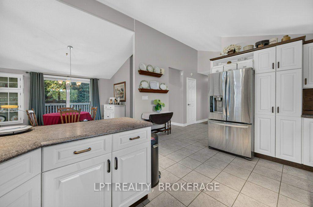 Photo 9 of 2994 Campbell Road, Frontenac, Frontenac South — HOMEH