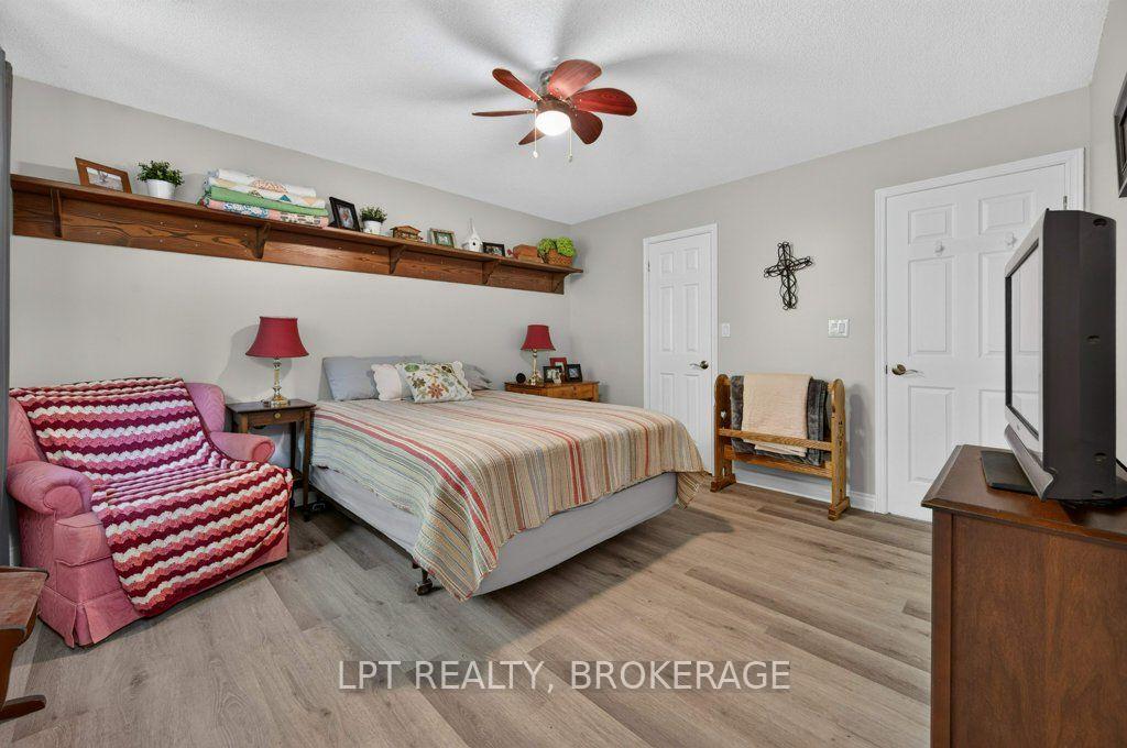 Photo 23 of 2994 Campbell Road, Frontenac, Frontenac South — HOMEH