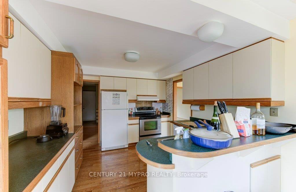 Photo 12 of 27 Walmer Gardens, London, North K — HOMEH