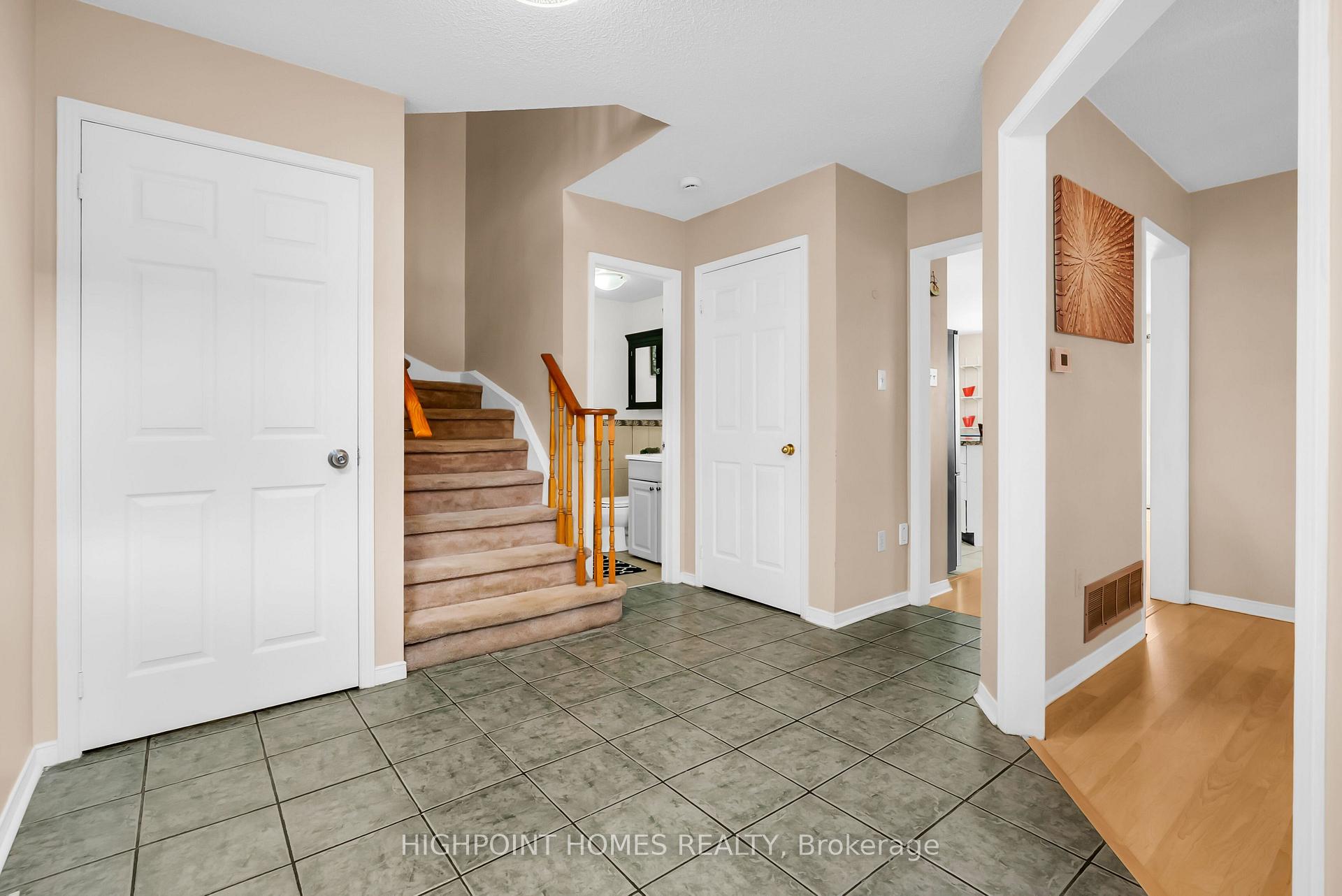Photo 4 of 1474 Major Oaks Road, Pickering, Brock Ridge — HOMEH