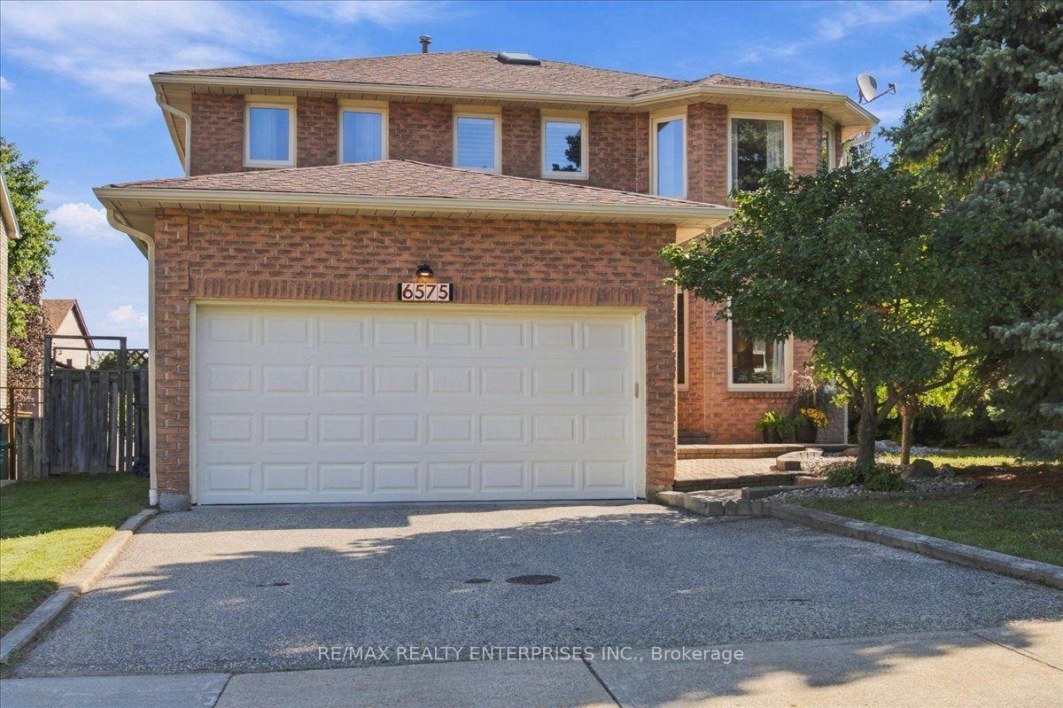 Photo 2 of 6575 Montevideo Road, Mississauga, Meadowvale — HOMEH