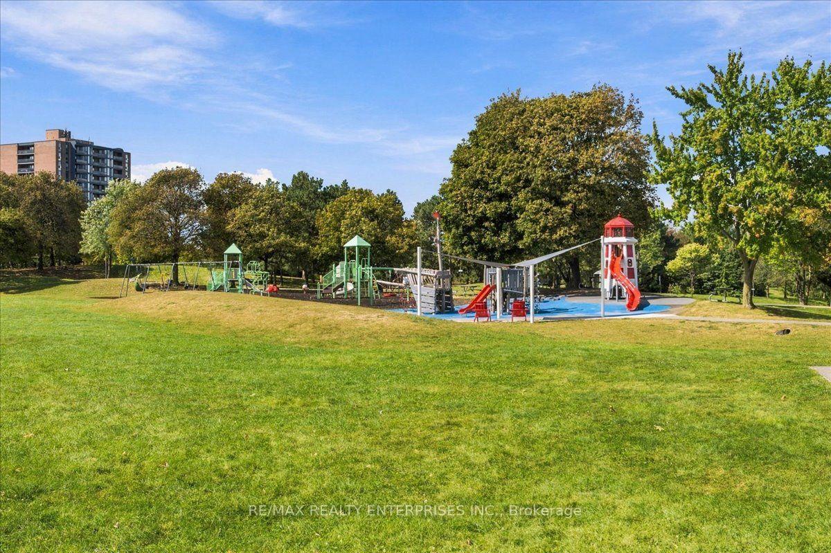 Photo 43 of 6575 Montevideo Road, Mississauga, Meadowvale — HOMEH