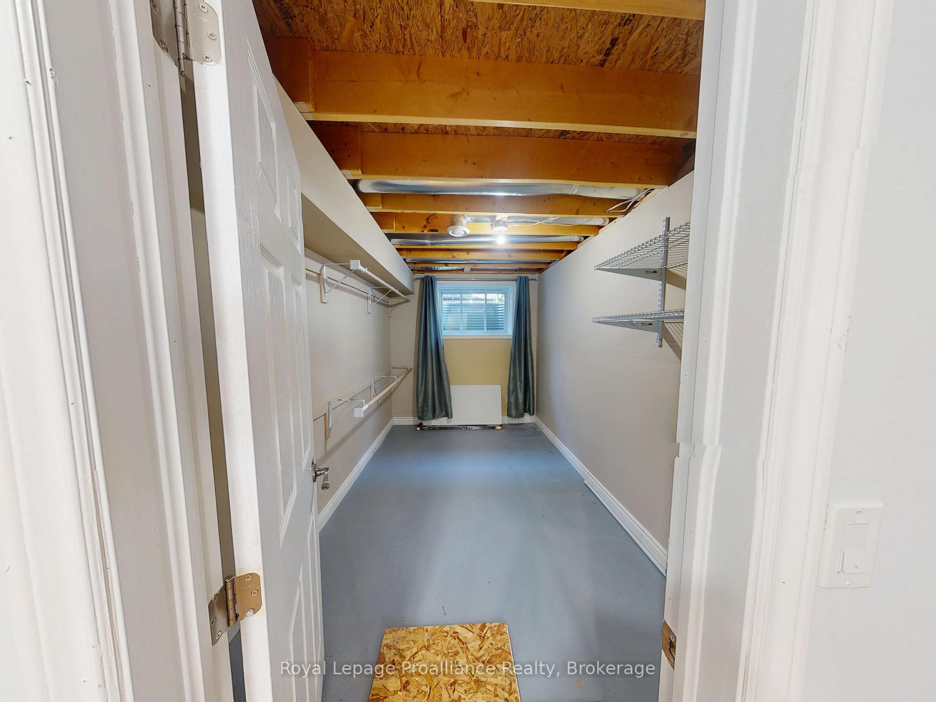 Photo 24 of 38 Mercedes Drive, Belleville, Belleville Ward — HOMEH