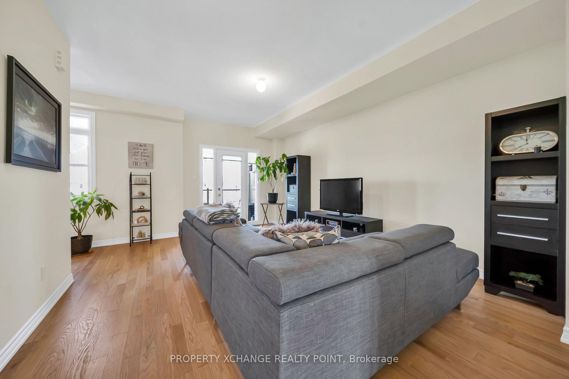 Photo 7 of Unit 603, 2540 William Jackson Drive, Pickering, Duffin Heights — HOMEH